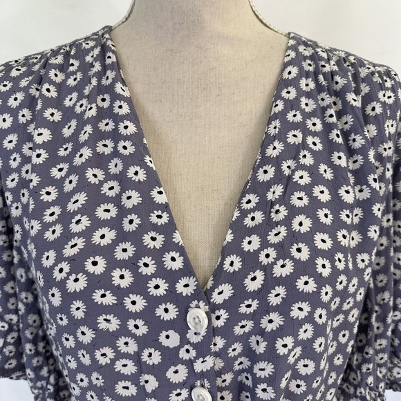 Faithfull The Brand x Anthropologie Danica Floral Tie Front Crop Top 10 - Picture 3 of 7